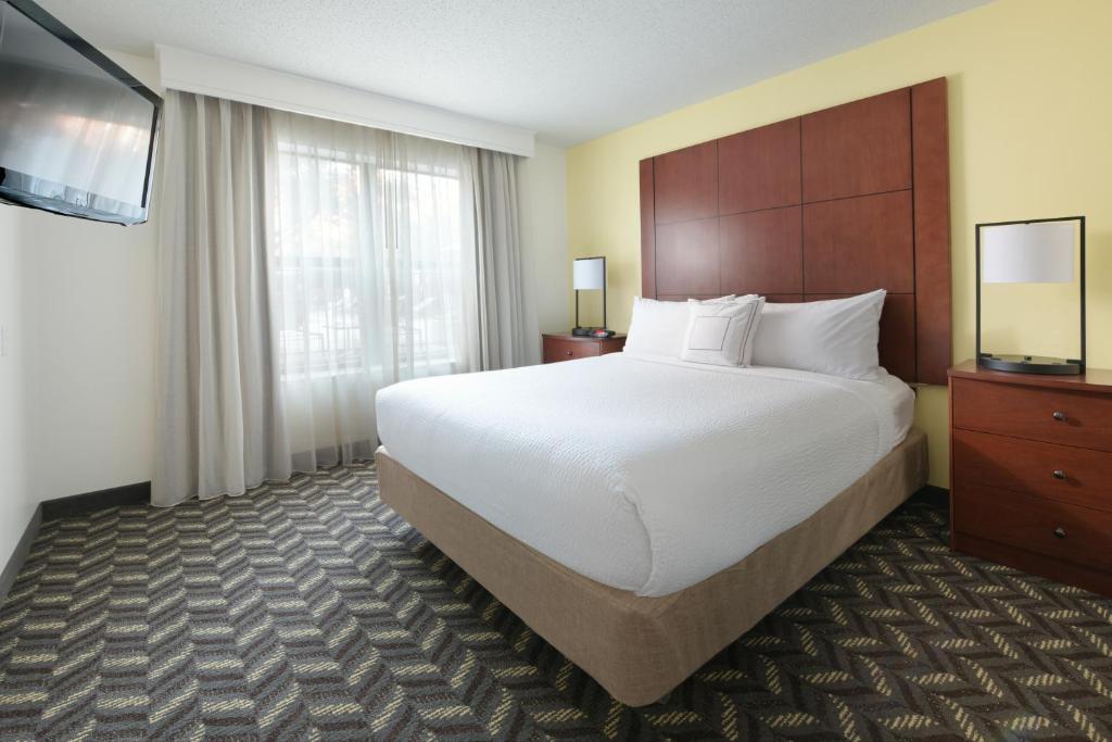 Residence Inn Dallas Addison/Quorum Drive image 14